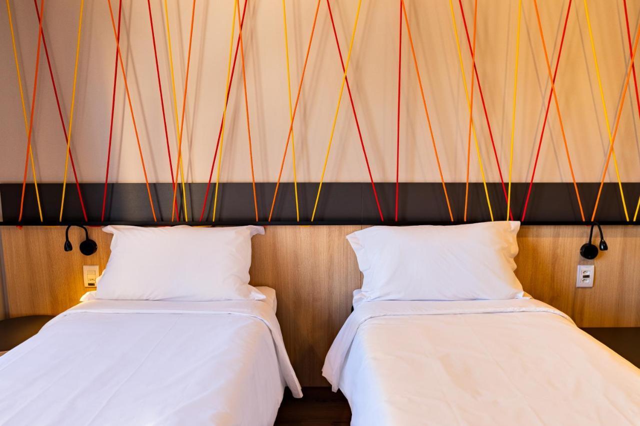 Ibis Styles Porto Alegre Moinhos De Vento Hotel Eksteriør billede